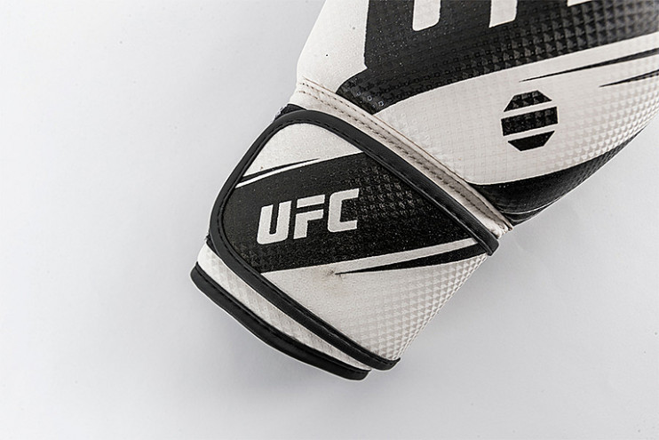 UFC PRO Performance Rush 16 Oz - белые