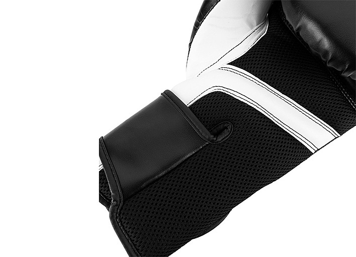 UFC Pro Fitness Перчатки тренировочные для спарринга черные - 16 Oz